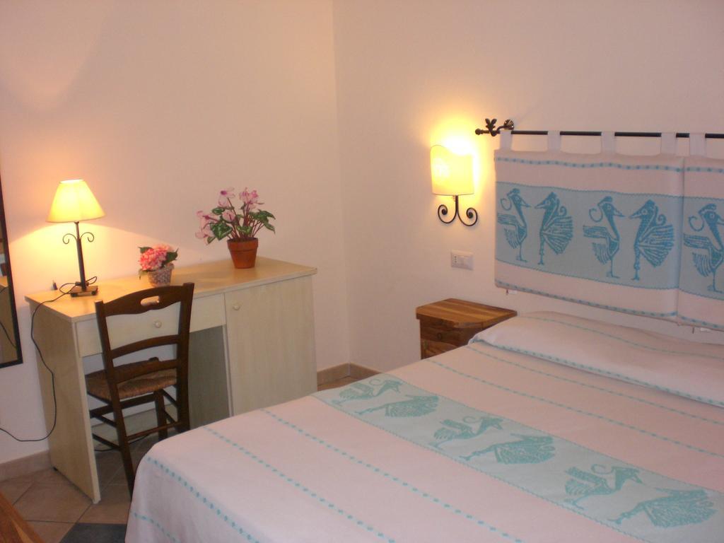 Hotel Maxim Olbia Kültér fotó
