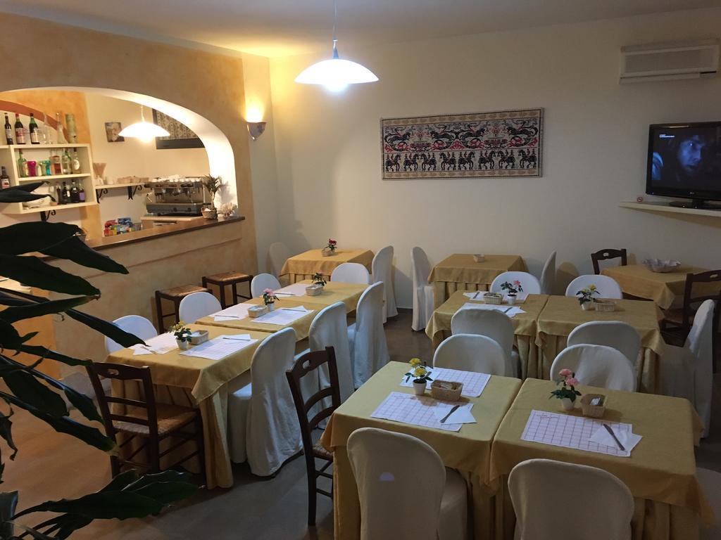 Hotel Maxim Olbia Kültér fotó