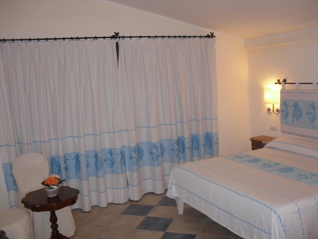 Hotel Maxim Olbia Kültér fotó