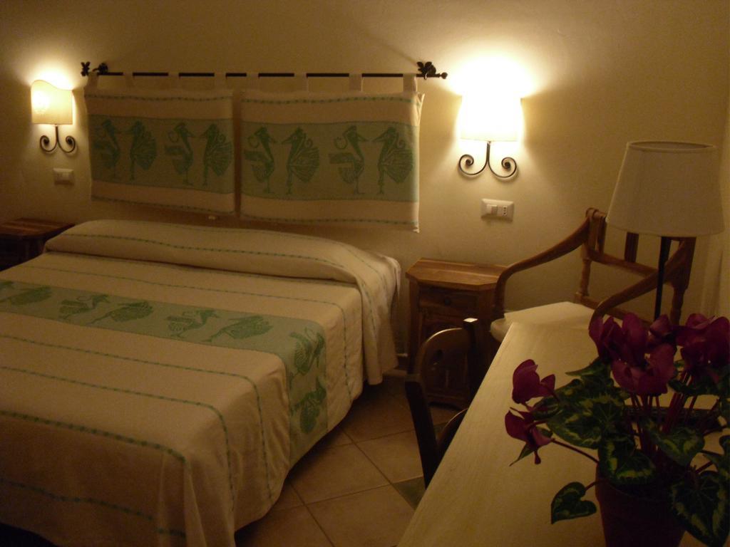 Hotel Maxim Olbia Kültér fotó