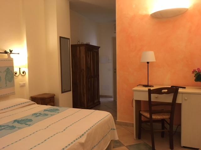 Hotel Maxim Olbia Kültér fotó
