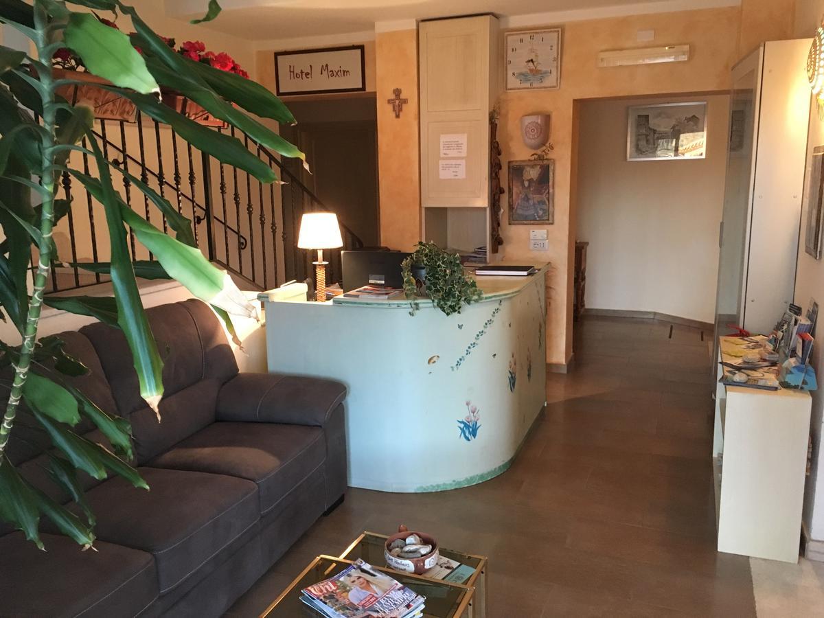 Hotel Maxim Olbia Kültér fotó